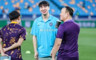电竞比分-曝37岁前国脚即将退役！18年的坚守，他是中国后卫 “铁血样本”？|任航|中超|三镇|超级杯|武汉三镇_新浪体育_新浪新闻